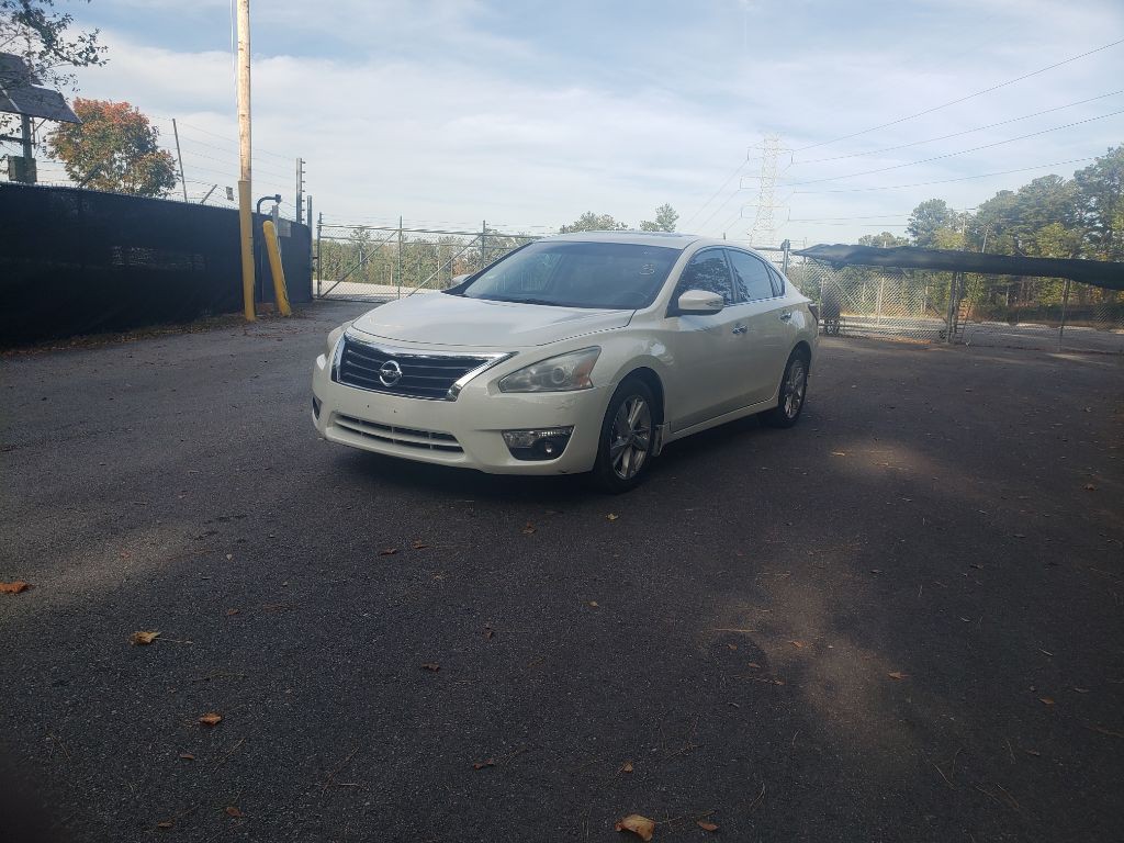 2014 Nissan Altima Image 15