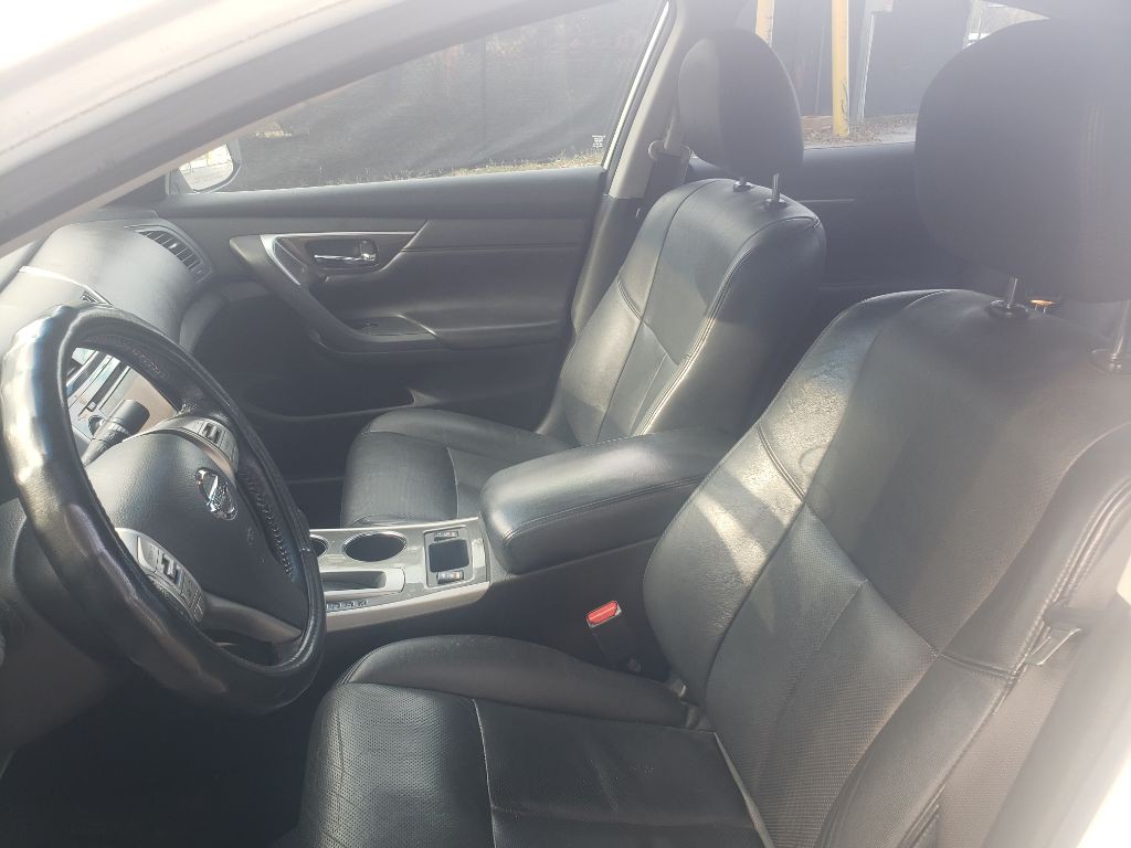 2014 Nissan Altima Image 16