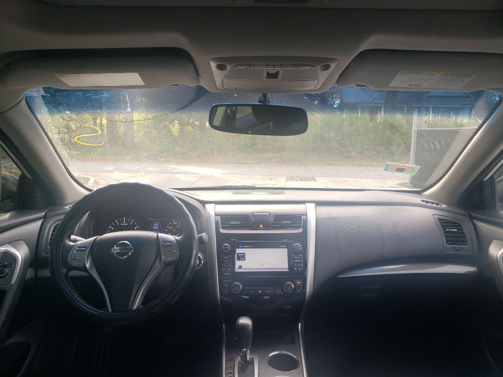2014 Nissan Altima Image 23