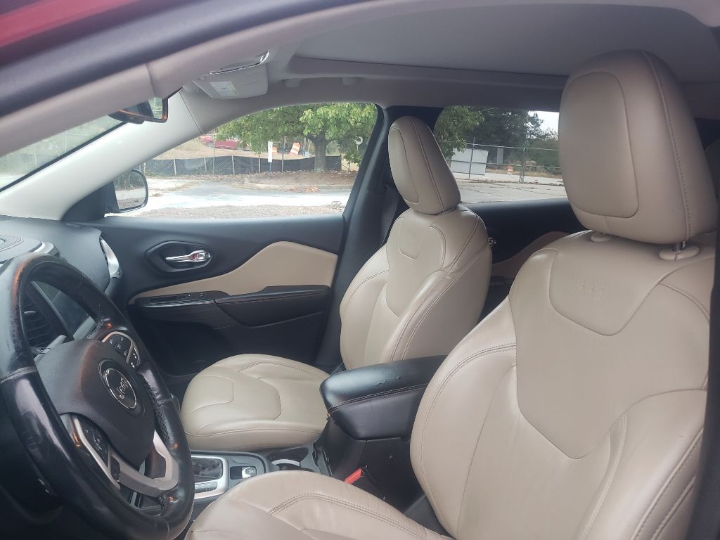 2015 Jeep Cherokee Image 8