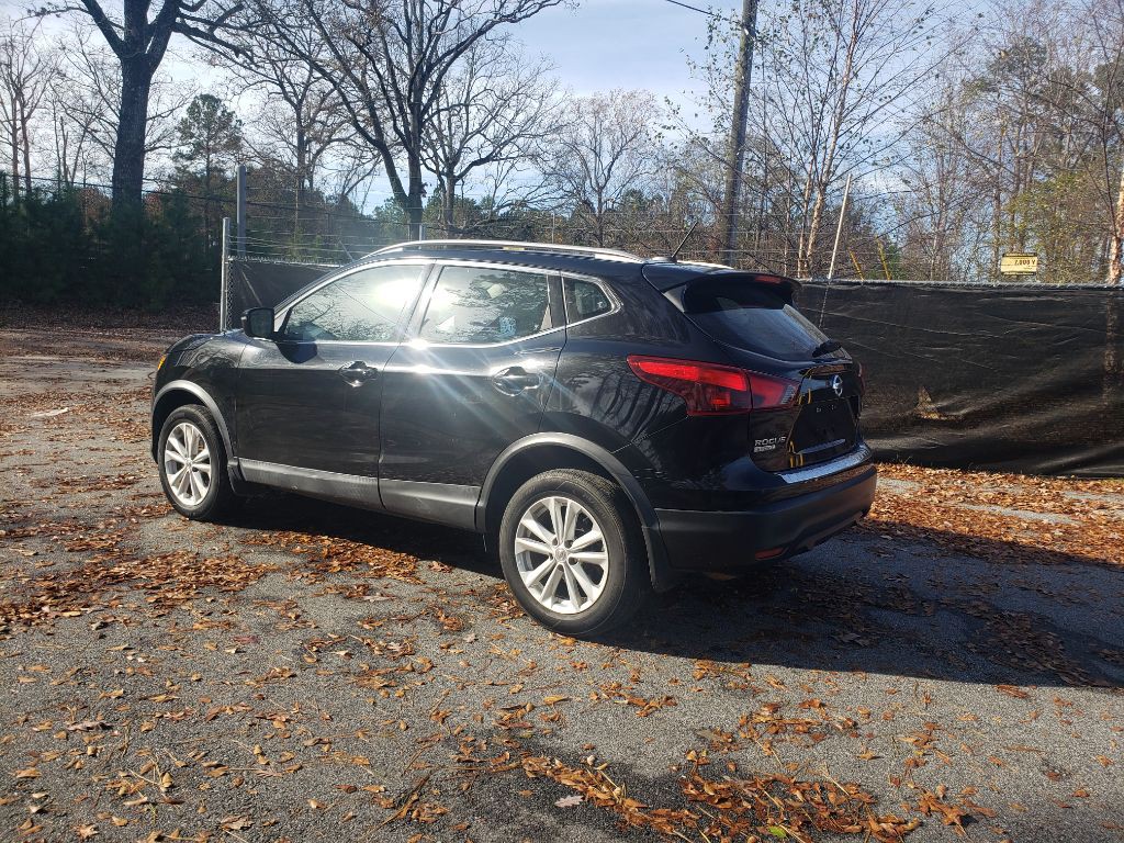 2018 Nissan Rogue Image 13