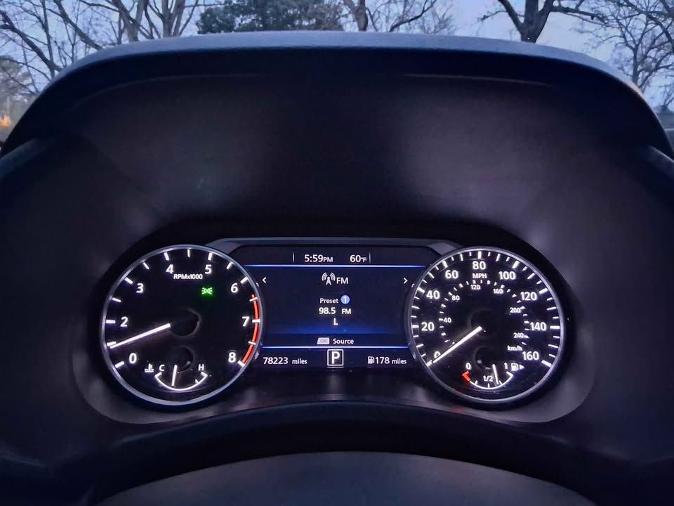 2021 Nissan Sentra Image 2