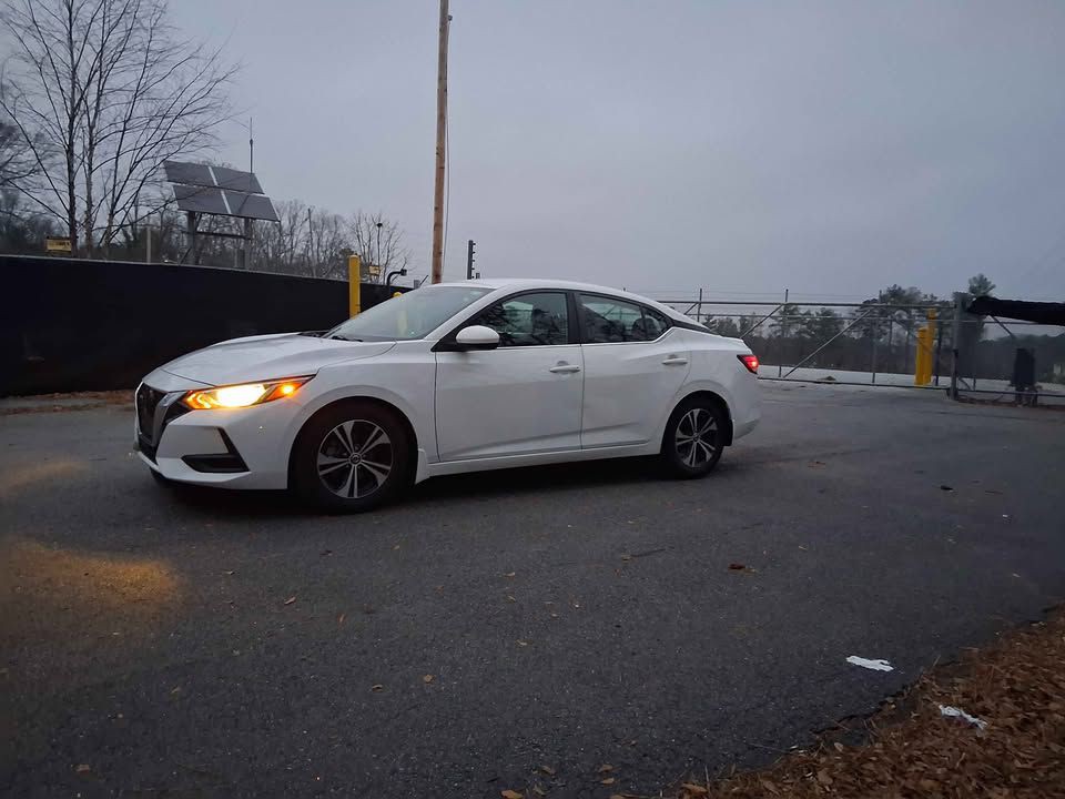 2021 Nissan Sentra Image 10