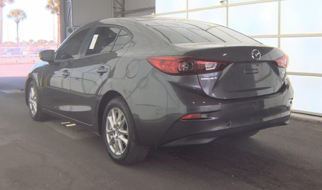 2016 Mazda Mazda3 Image 3