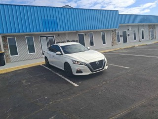 Image for 2020 Nissan Altima S ID: 7296590