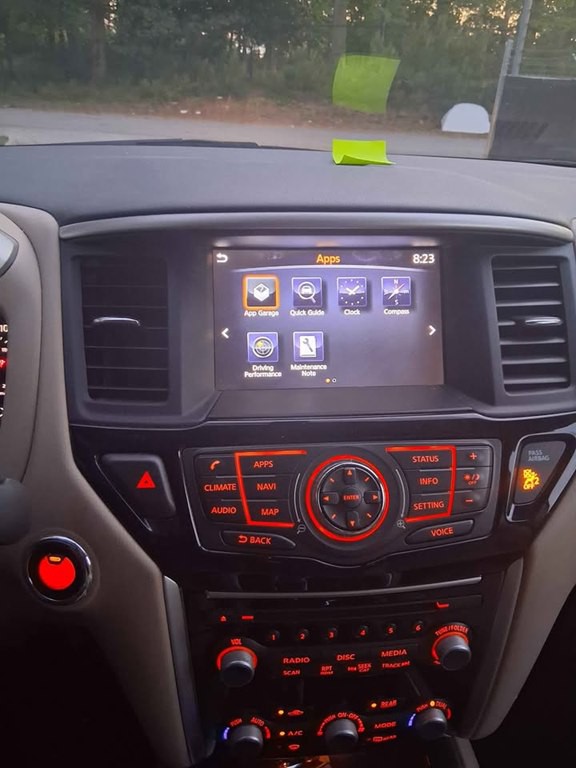 2017 Nissan Pathfinder Image 12