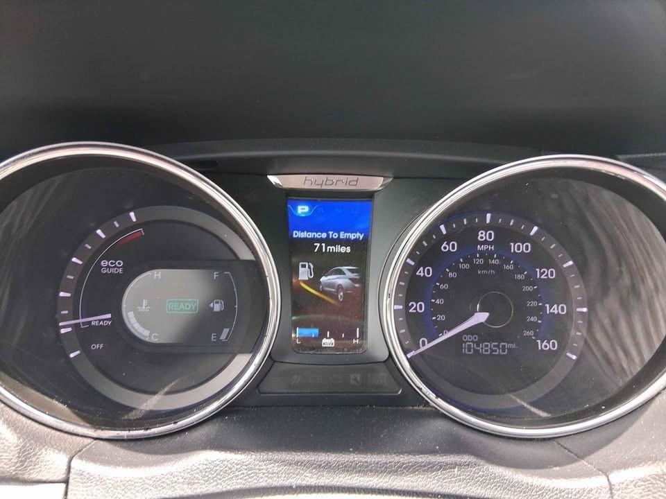 2014 Hyundai Sonata Image 2