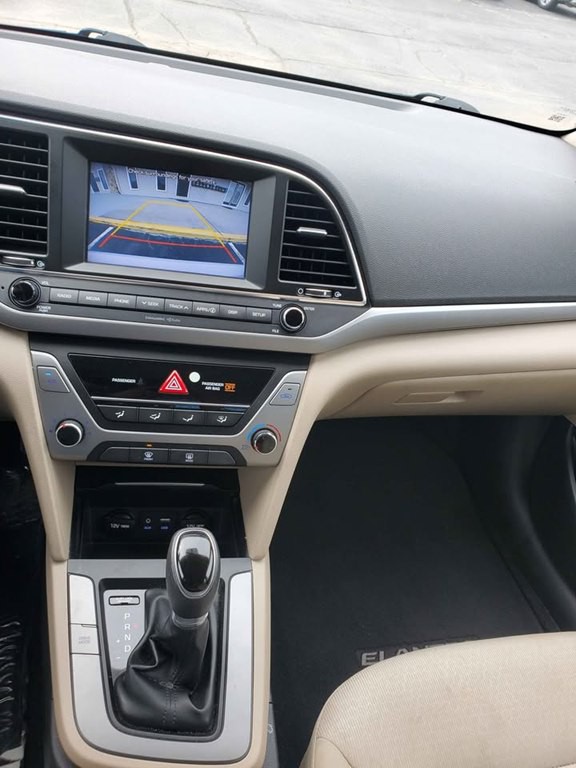 2018 Hyundai Elantra Image 5