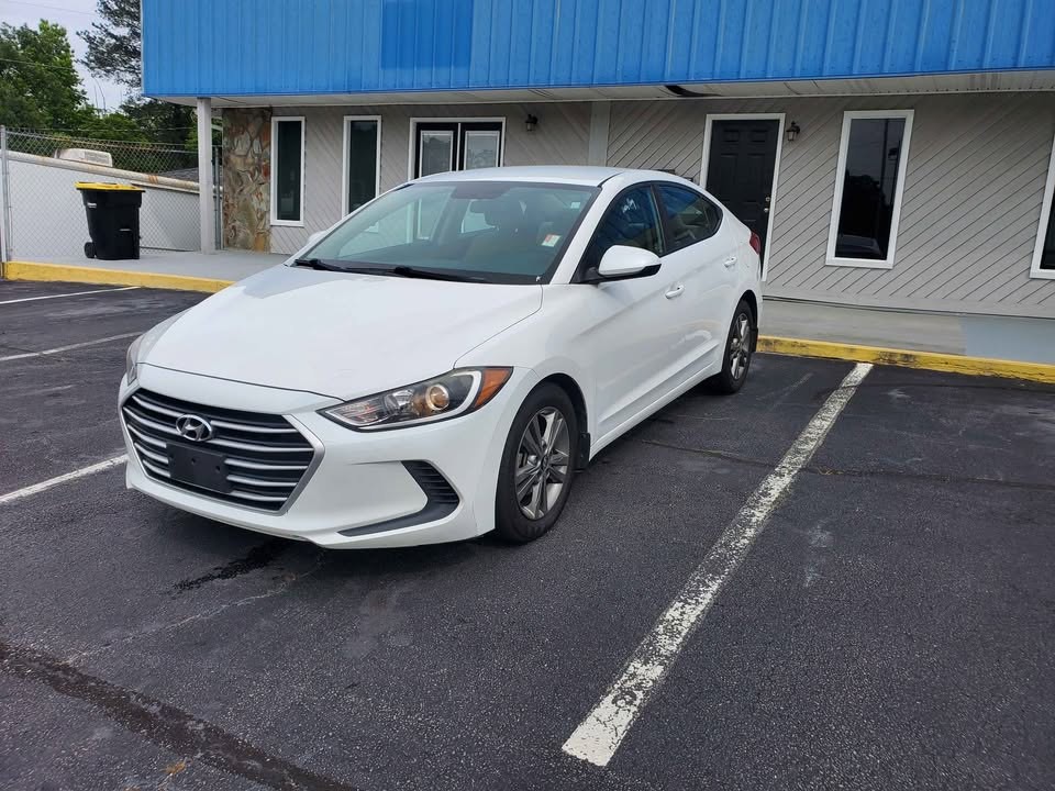 2018 Hyundai Elantra Image 15