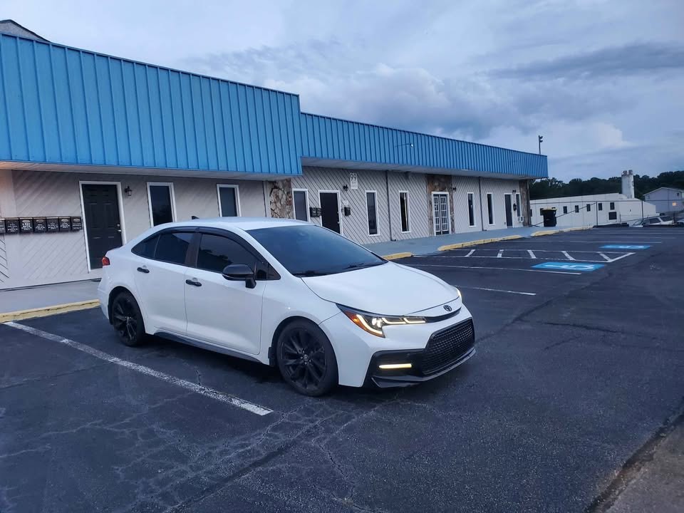2021 Toyota Corolla Image 1