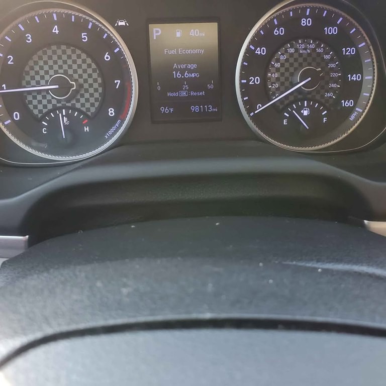 2020 Hyundai Elantra Image 2