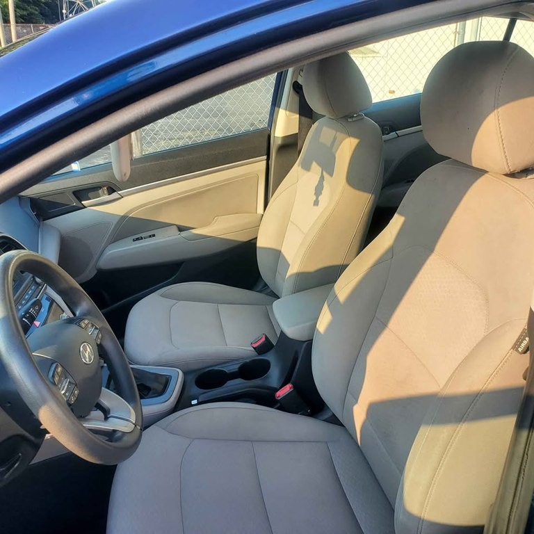 2020 Hyundai Elantra Image 4