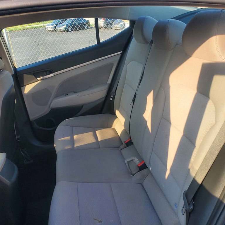 2020 Hyundai Elantra Image 6