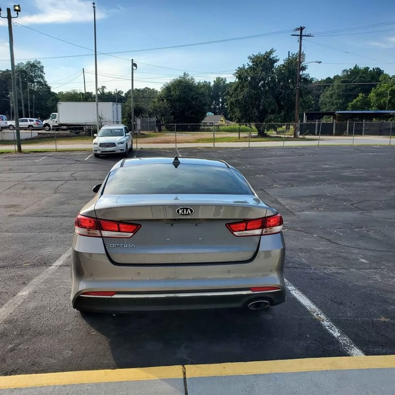 2018 Kia Optima Image 11
