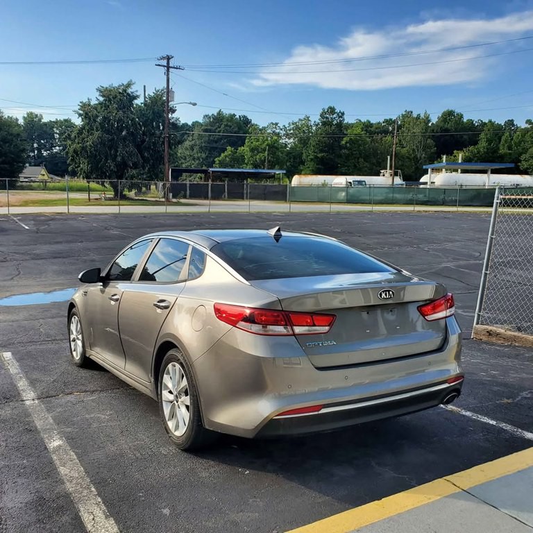 2018 Kia Optima Image 12