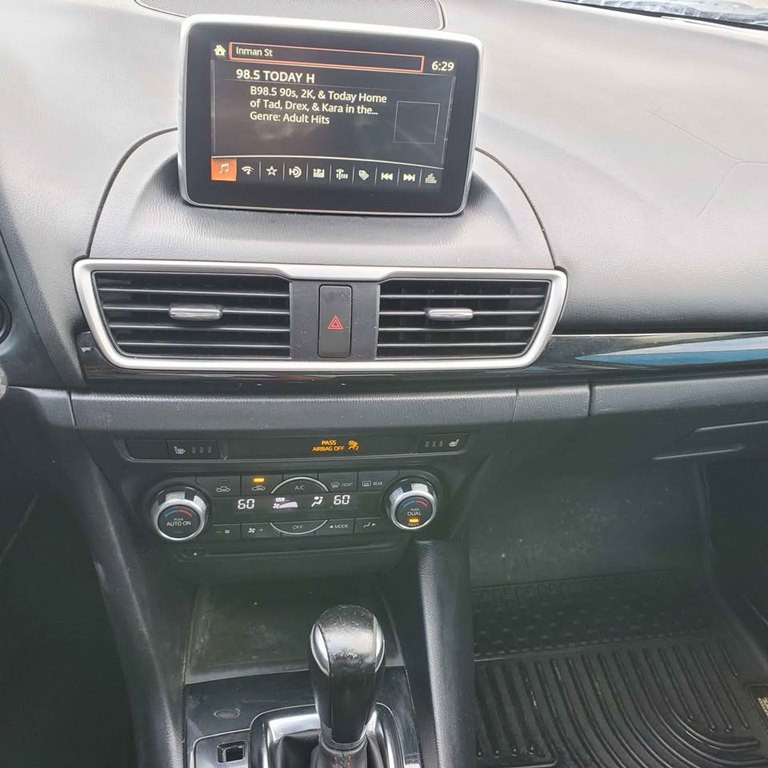 2016 Mazda Mazda3 Image 7