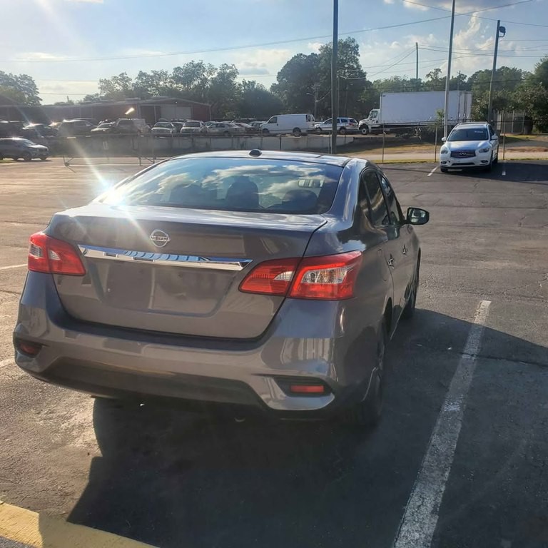 2016 Nissan Sentra Image 8