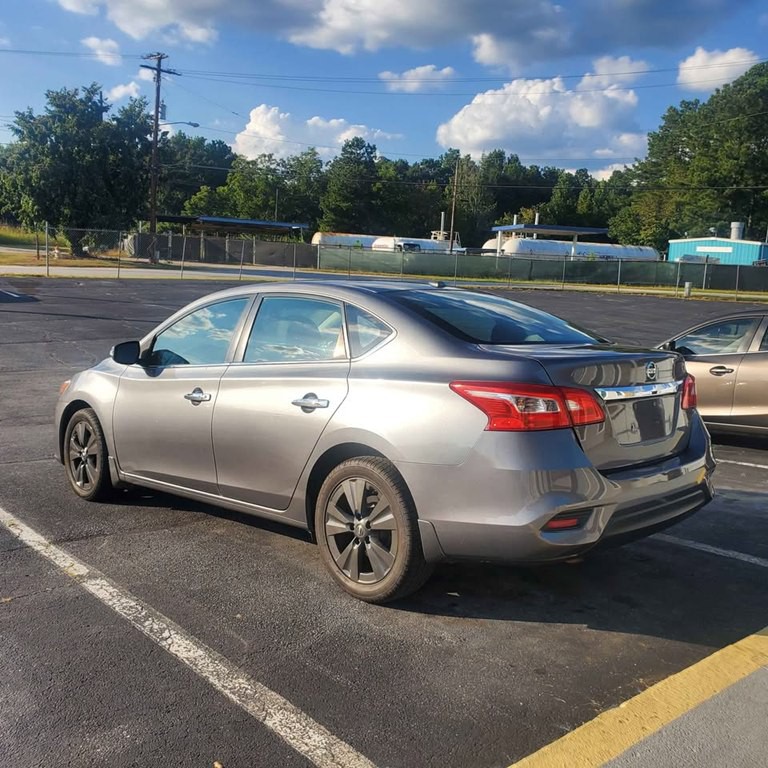 2016 Nissan Sentra Image 10