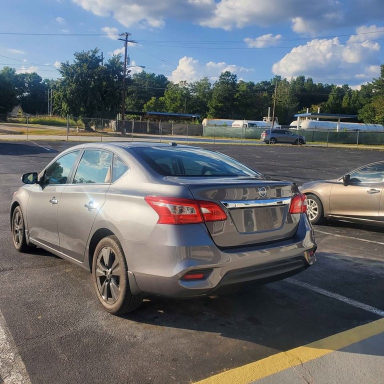 2016 Nissan Sentra Image 12