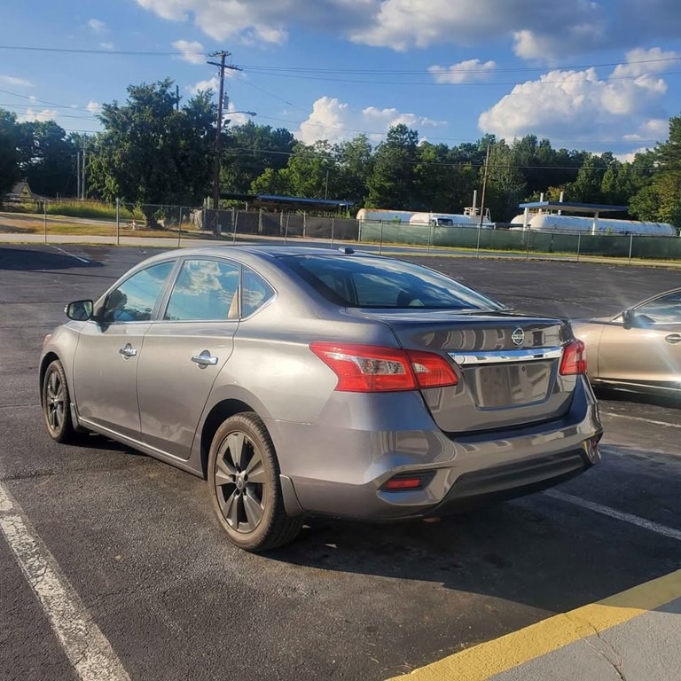 2016 Nissan Sentra Image 13
