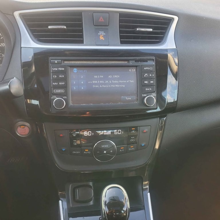 2016 Nissan Sentra Image 14