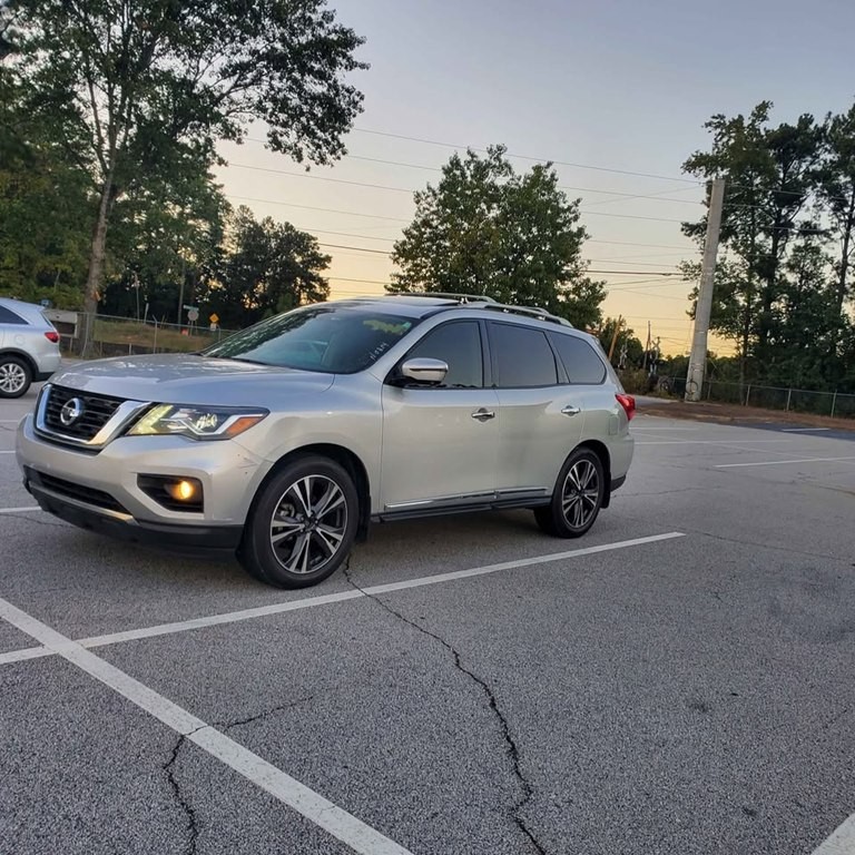 2017 Nissan Pathfinder Image 3
