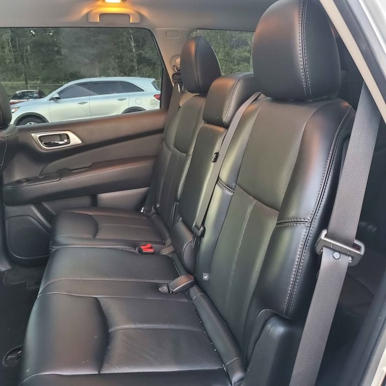 2017 Nissan Pathfinder Image 6