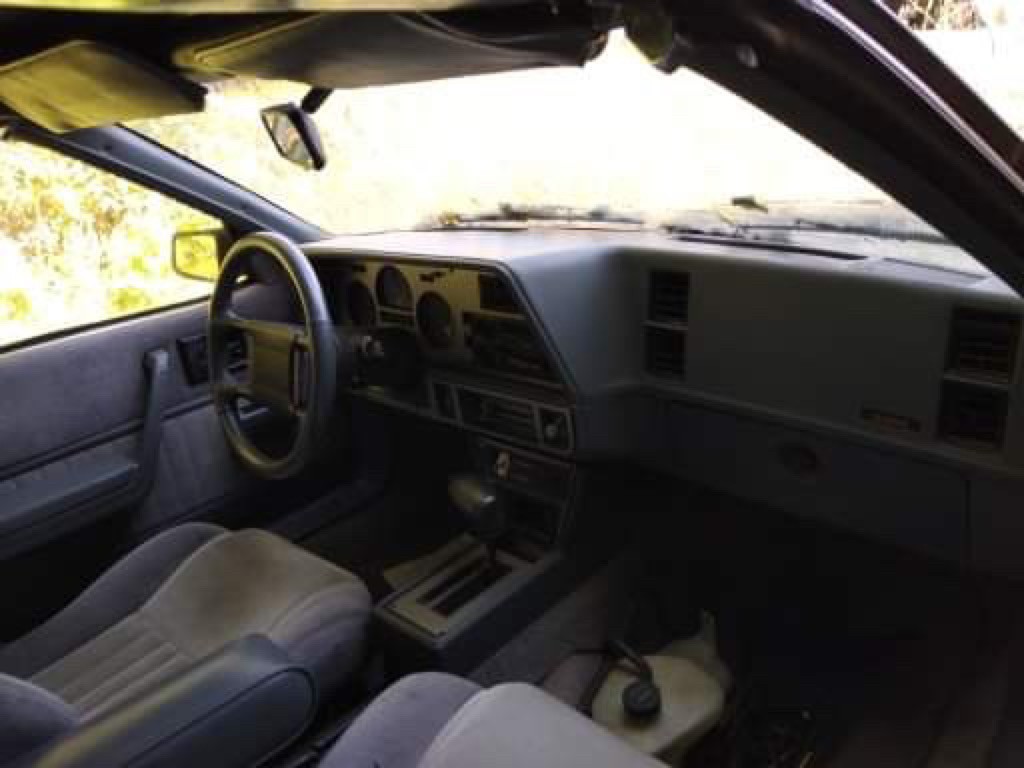 1986 Pontiac Sunbird Image 17