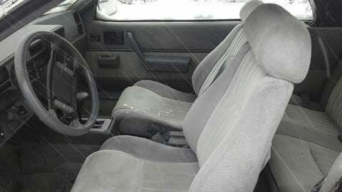 1986 Pontiac Sunbird Image 3
