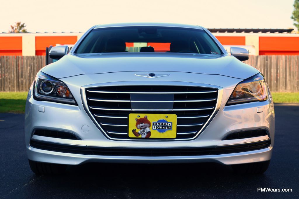 2017 Genesis G80 Image 12