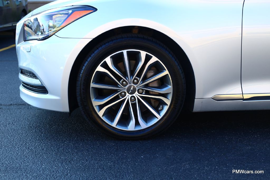 2017 Genesis G80 Image 58