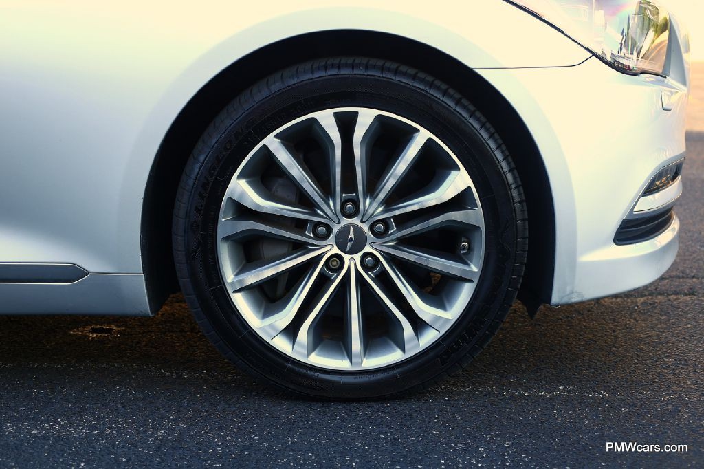 2017 Genesis G80 Image 61
