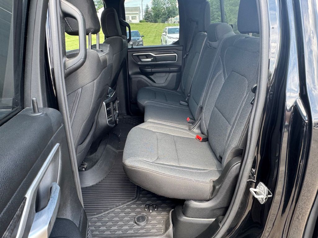 2021 RAM 1500 Image 28