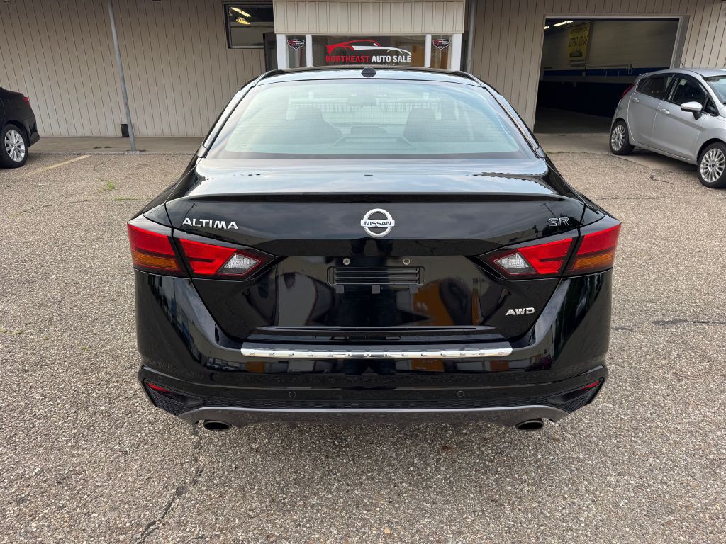 2022 Nissan Altima Image 5