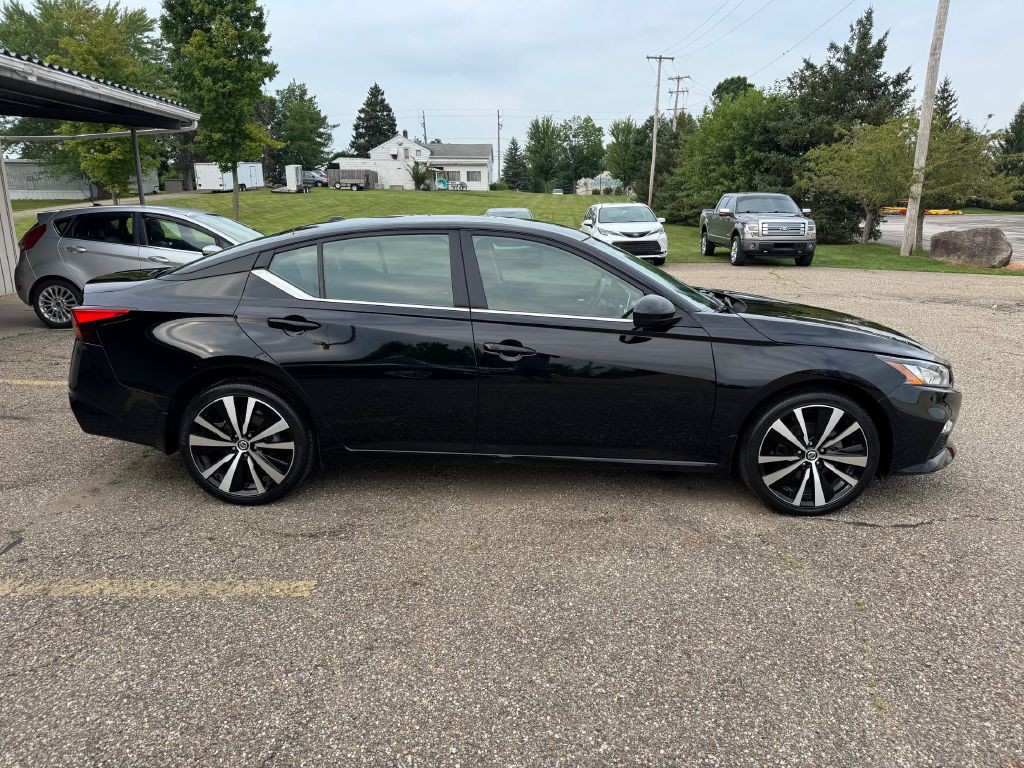 2022 Nissan Altima Image 7