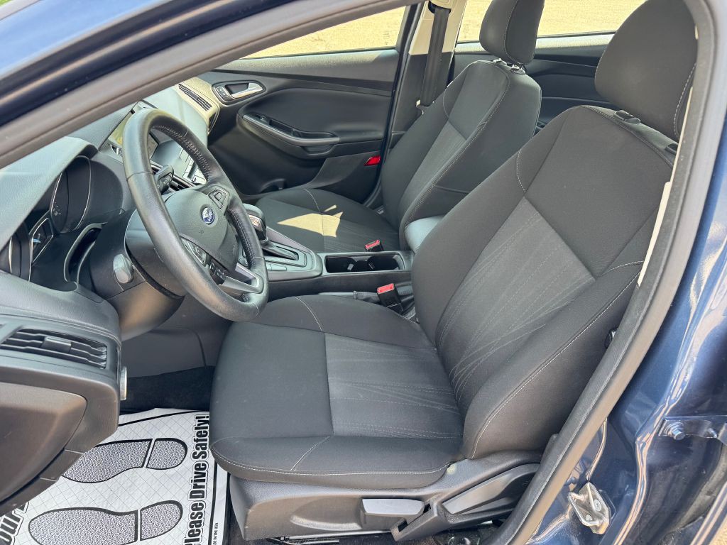 2018 Ford Focus Image 16