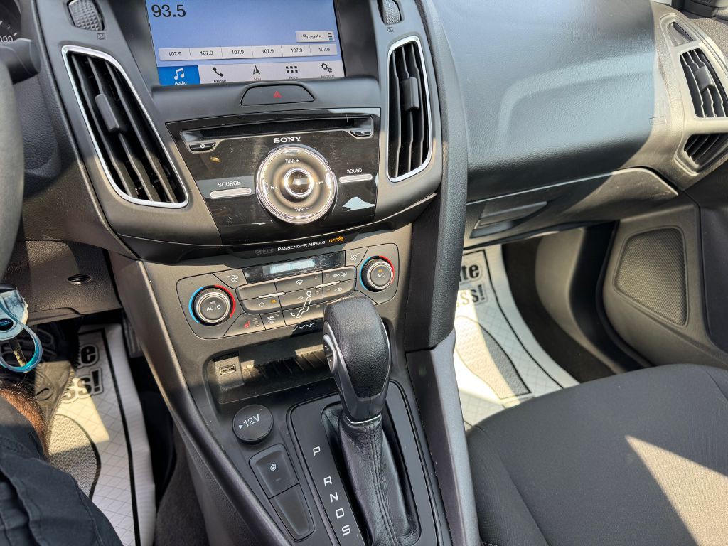 2018 Ford Focus Image 25