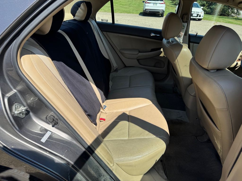 2007 Honda Accord Image 17
