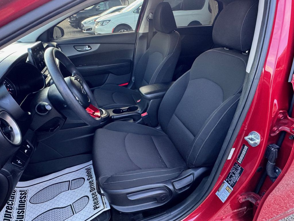 2021 Kia Forte Image 14