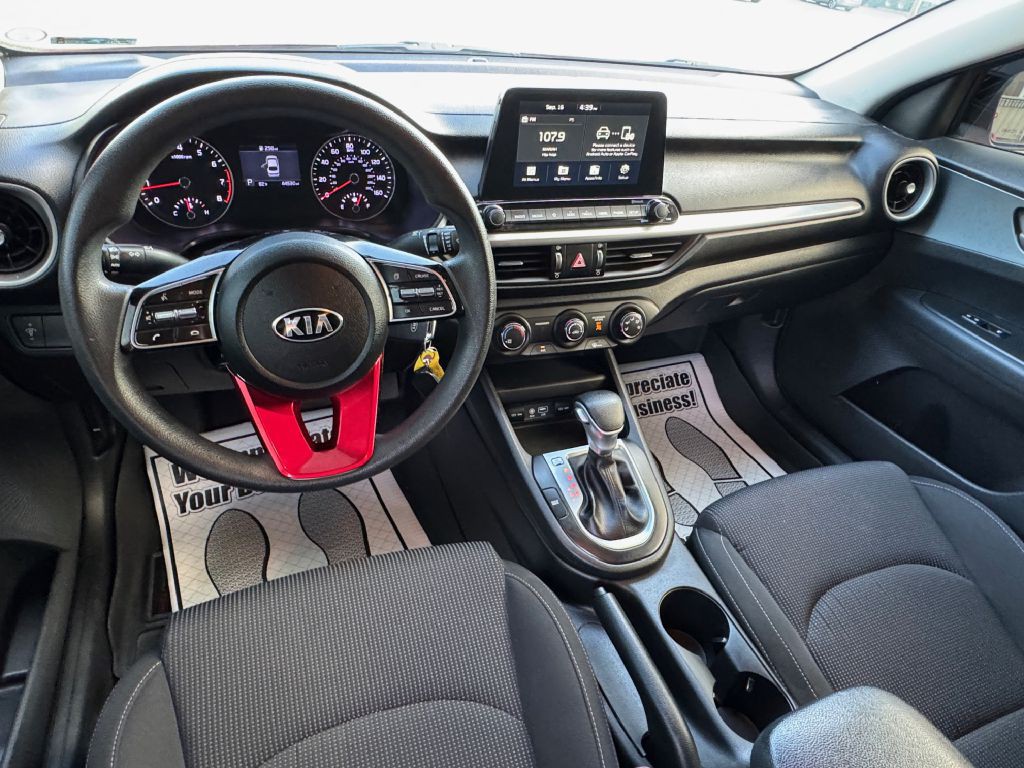 2021 Kia Forte Image 19