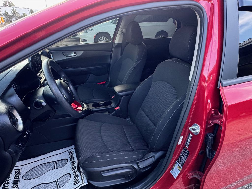 2021 Kia Forte Image 27