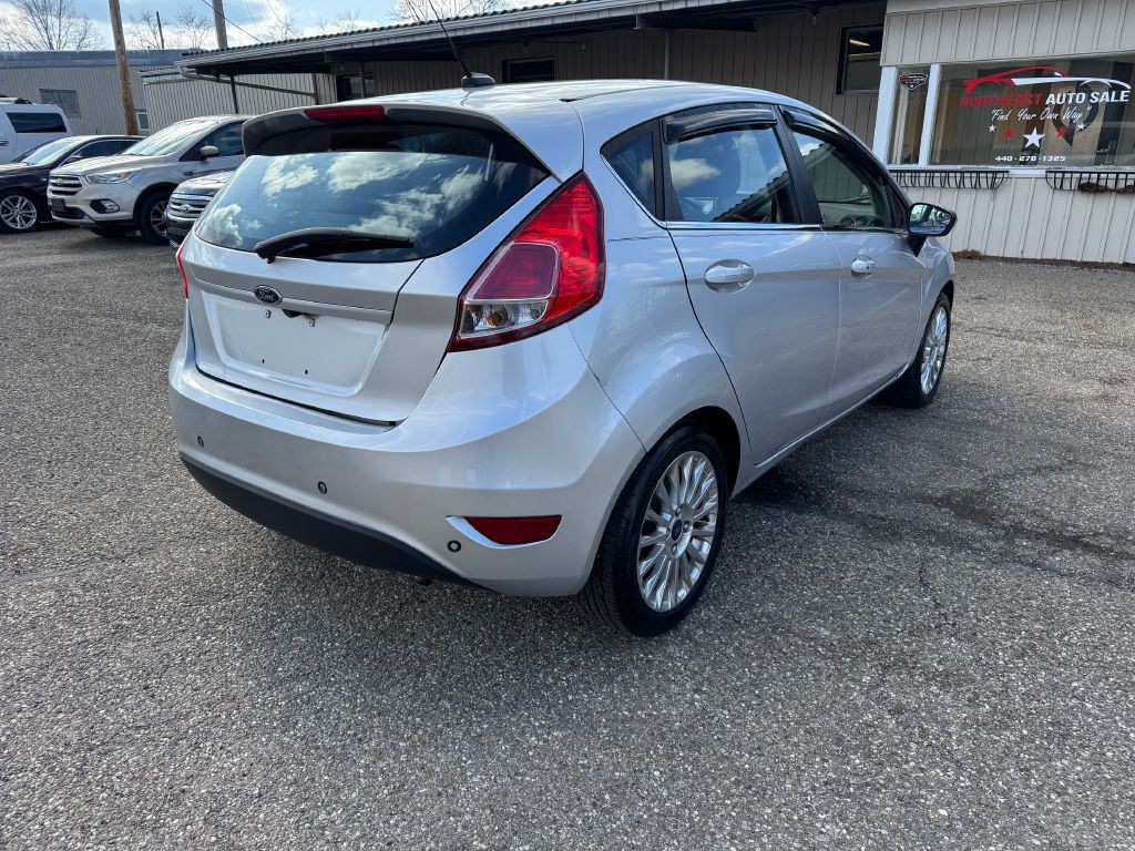 2015 Ford Fiesta Image 4