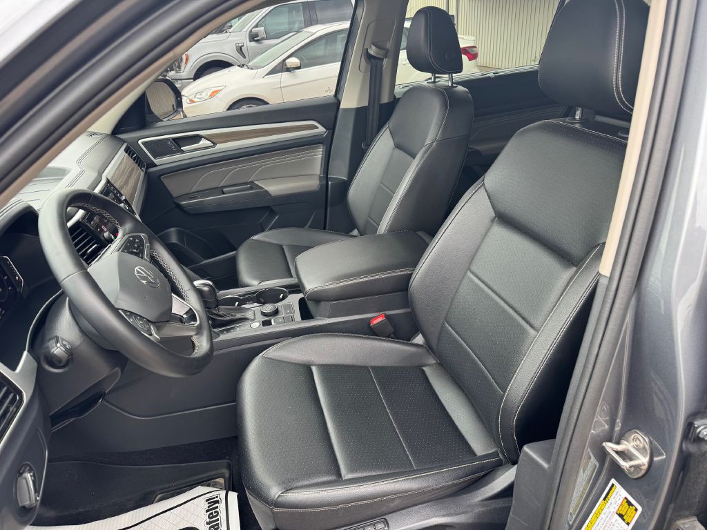 2022 Volkswagen Atlas Image 10