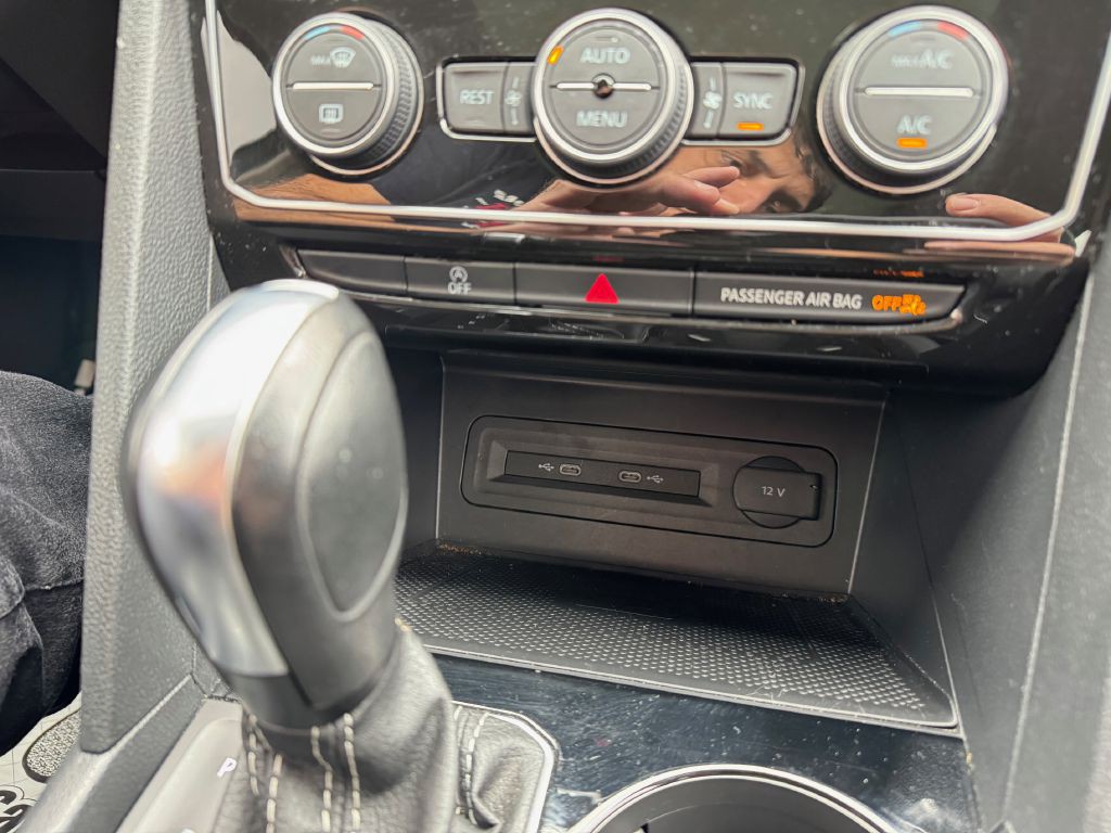 2022 Volkswagen Atlas Image 21