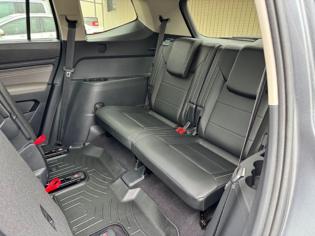 2022 Volkswagen Atlas Image 25