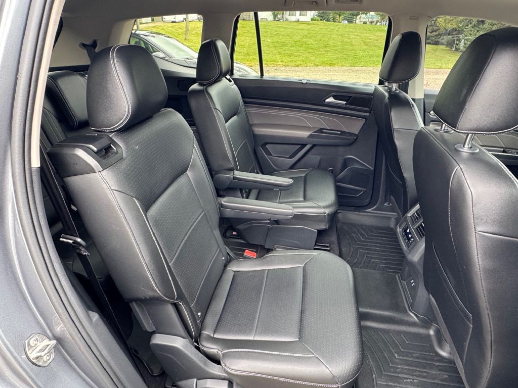 2022 Volkswagen Atlas Image 30