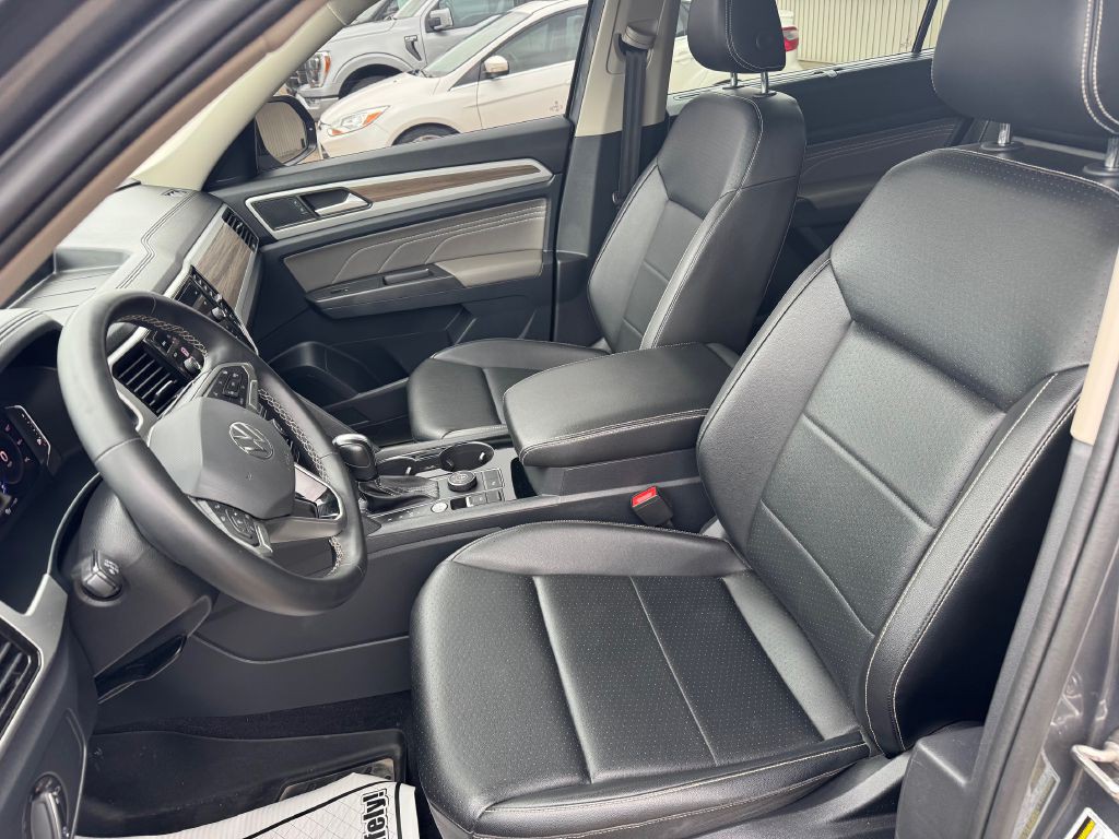 2022 Volkswagen Atlas Image 48