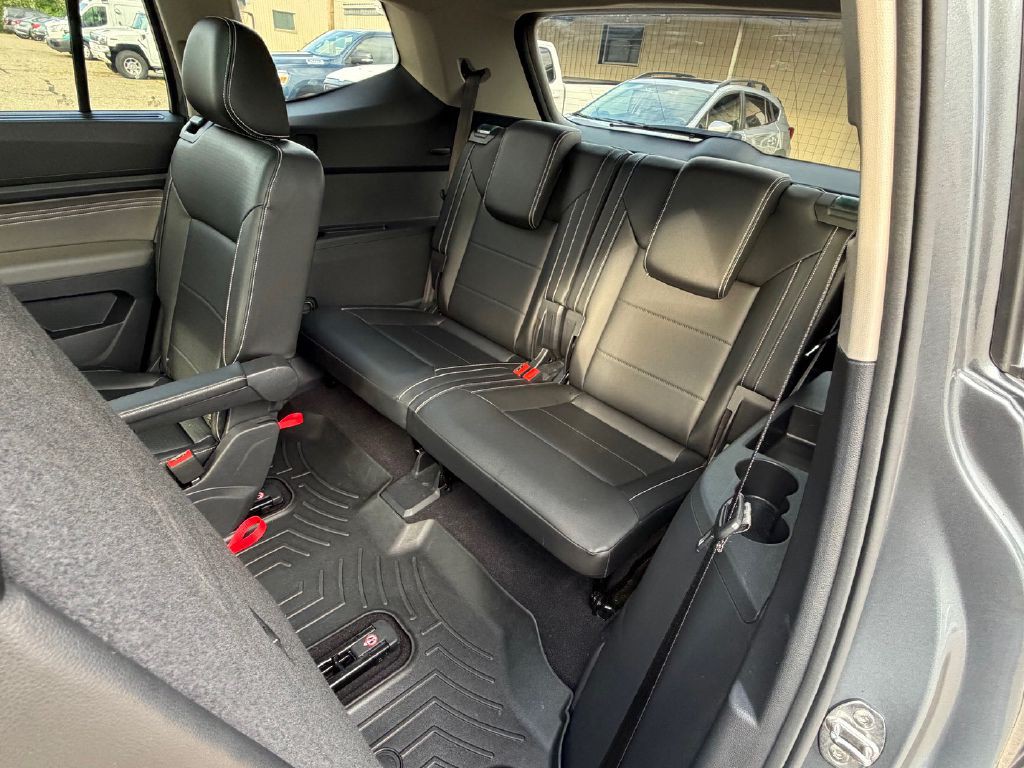 2022 Volkswagen Atlas Image 11