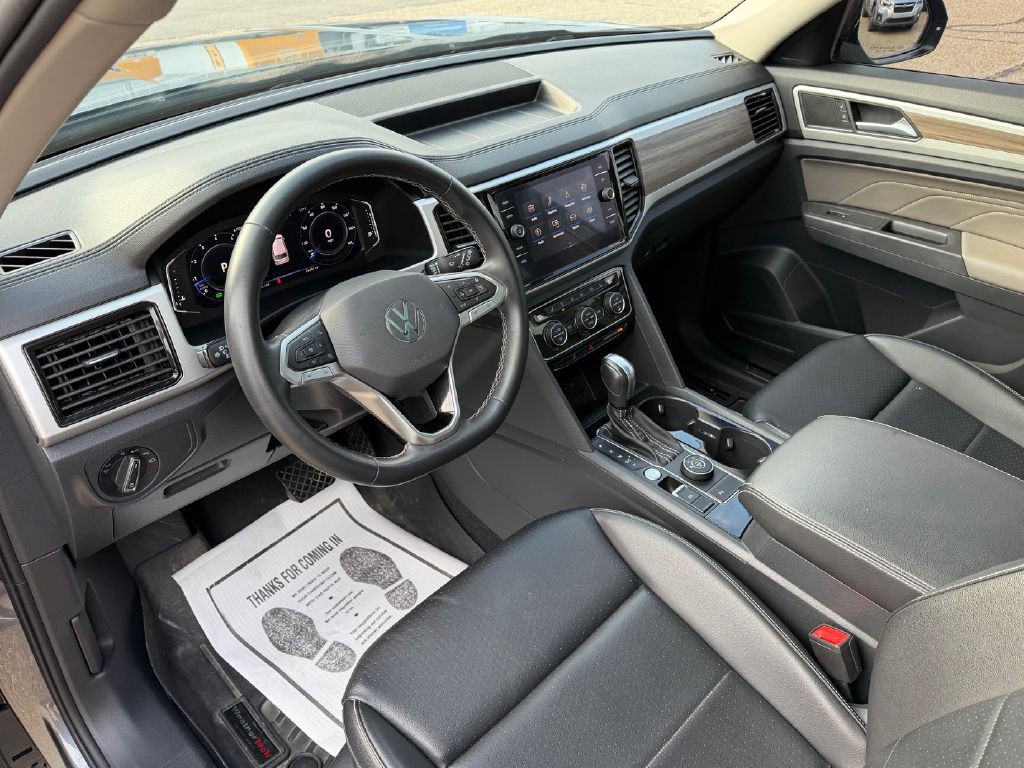 2022 Volkswagen Atlas Image 14