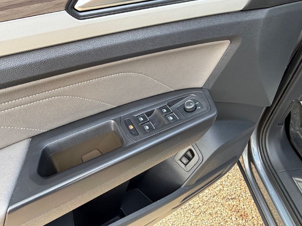 2022 Volkswagen Atlas Image 29